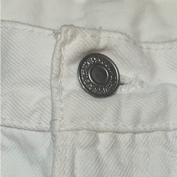 Levi's 501 Crisp White Denim VTG High Waist Cutoff SHORTS💙Button-fly & raw hem. - Picture 7 of 10